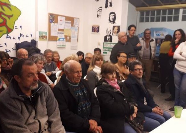 Brindis militante y charla con Gustavo Campana en Colegiales